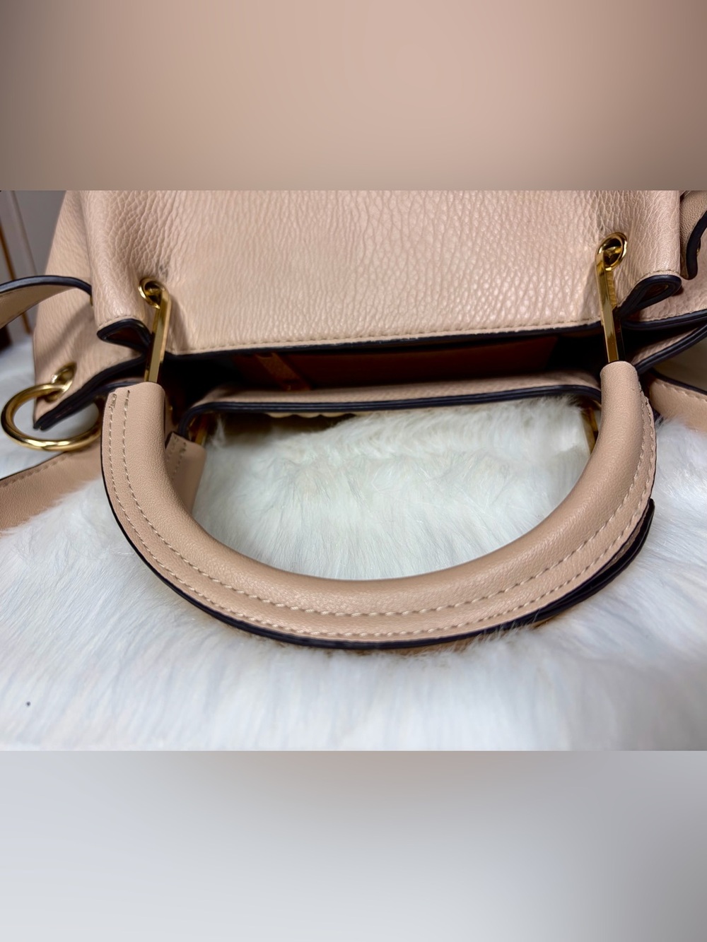 SONDRA ROBERTS Beige Woven Satchel w/Gold Hardware - Picture 4 of 13